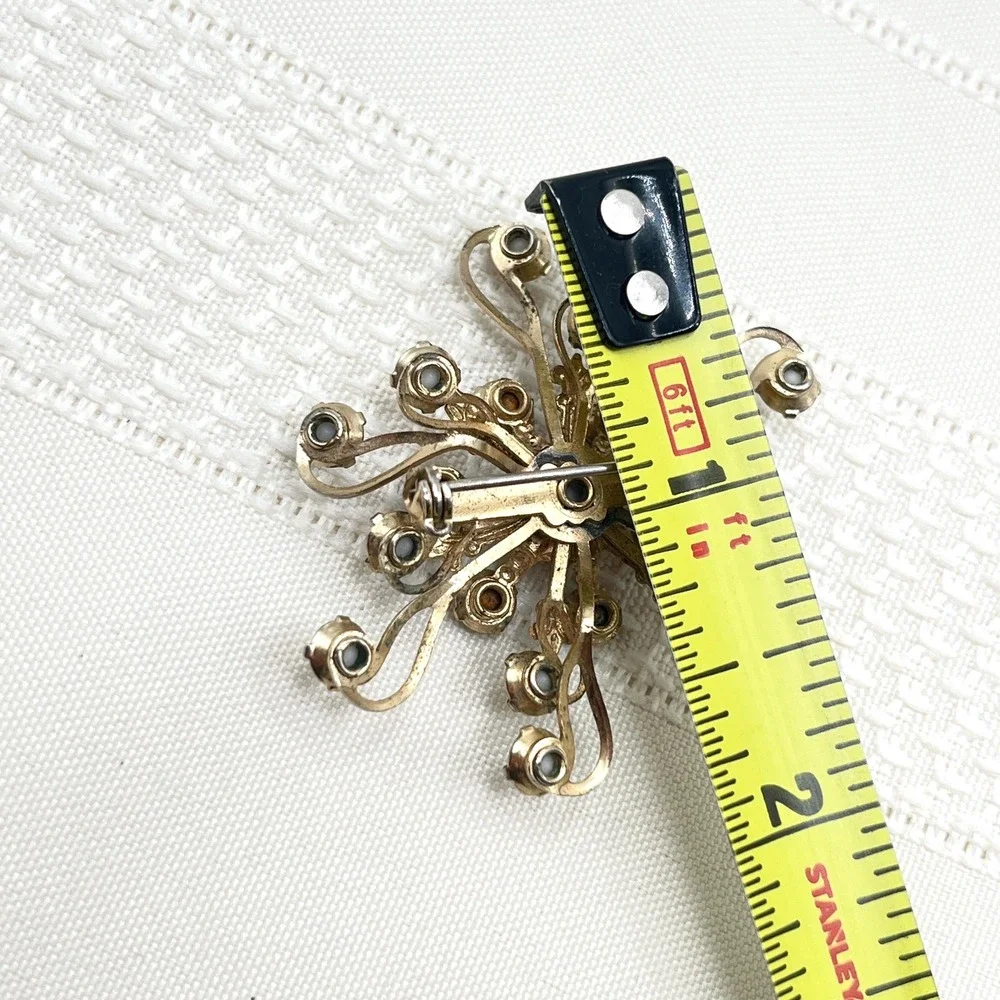 Vintage Milk Glass & Crystal Rhinestone Gold Tone Pinwheel Snowflake Brooch